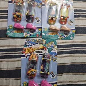 Skate Fingerboards with Pink Accessories